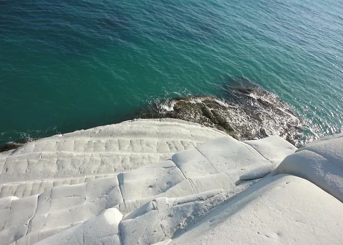 Cavaliere Costa Bed & Breakfast 4*