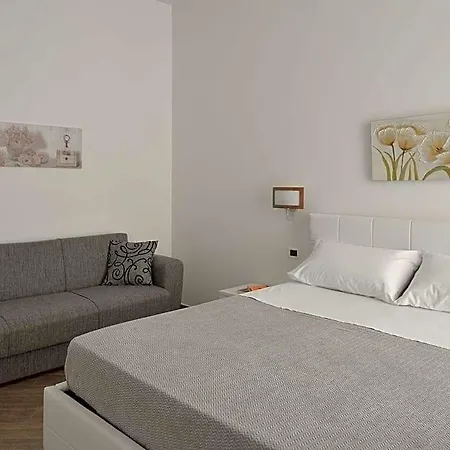 Cavaliere Costa 3* 恩佩多克莱港
