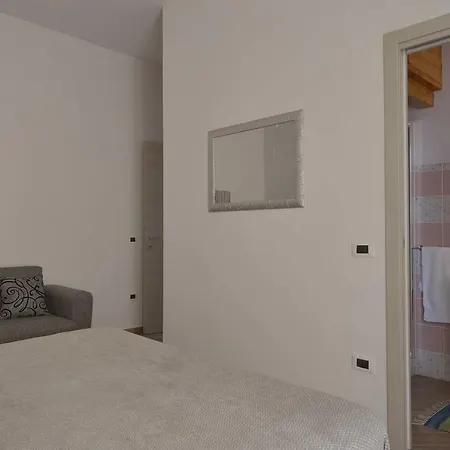 Cavaliere Costa Bed and Breakfast