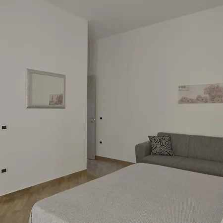 Cavaliere Costa Bed and Breakfast